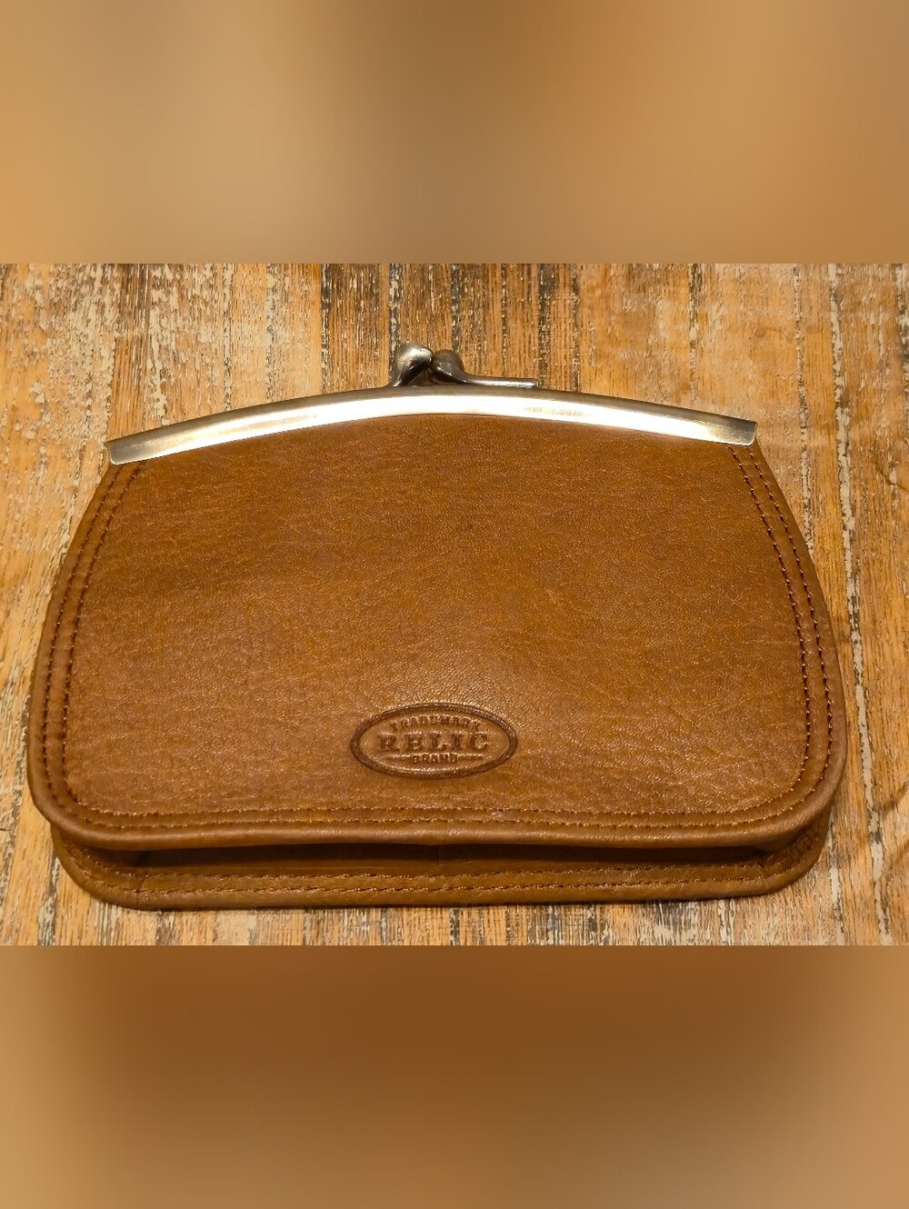 Relic Brand Vintage Caramel Brown Leather Framed Kisslock Coin Purse Wallet
